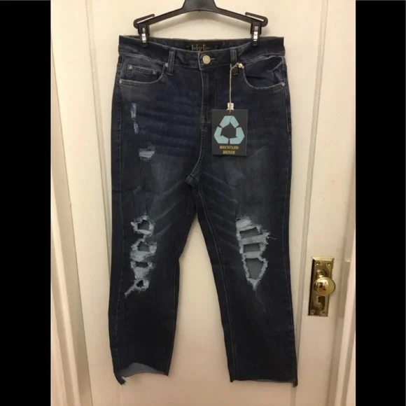 Indigo Rein Jeans Nwt Indigo Rein Distressed Raw Hem Crop